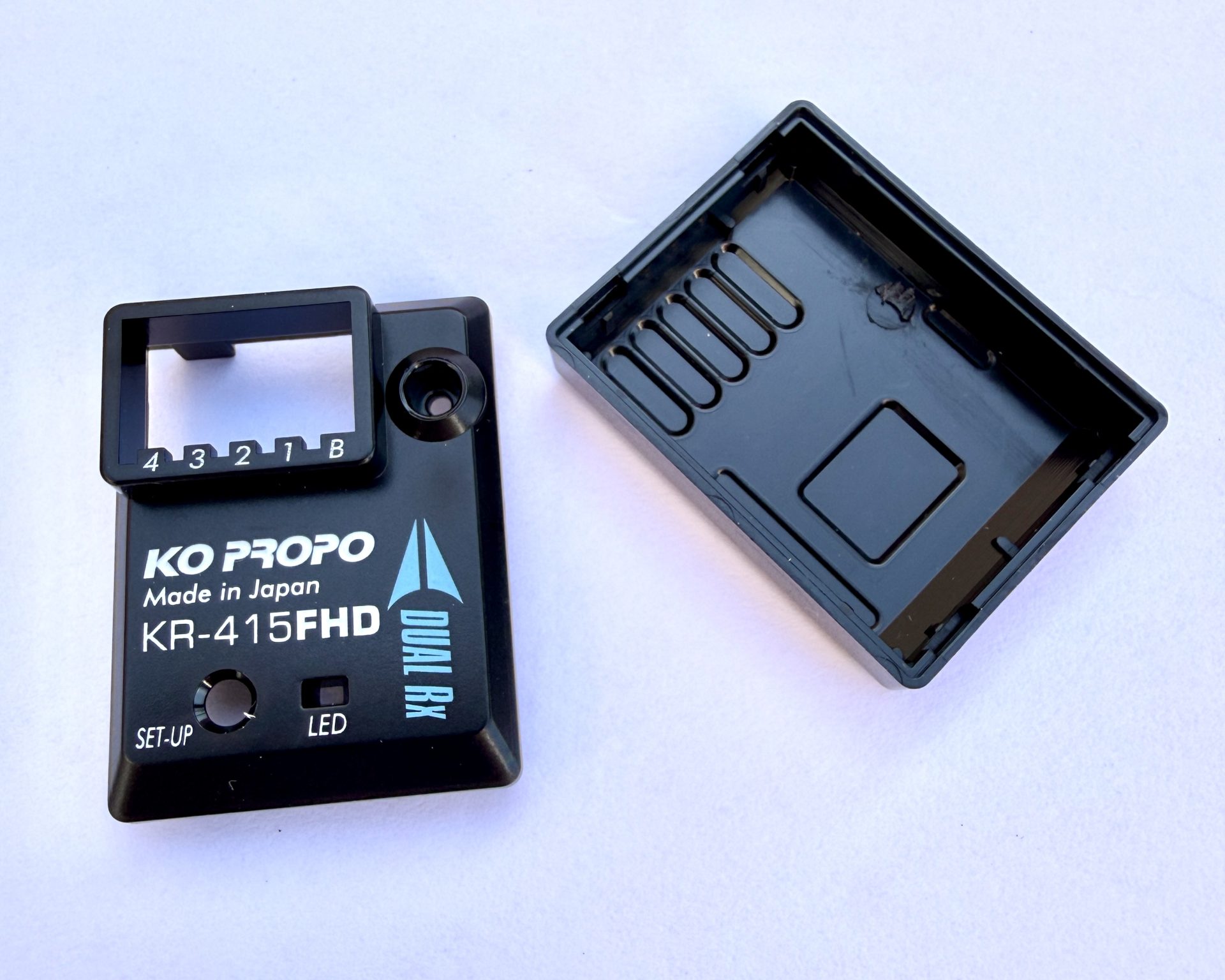 KO Propo Caja de Receptor tipo KR-415FH - imagen 1