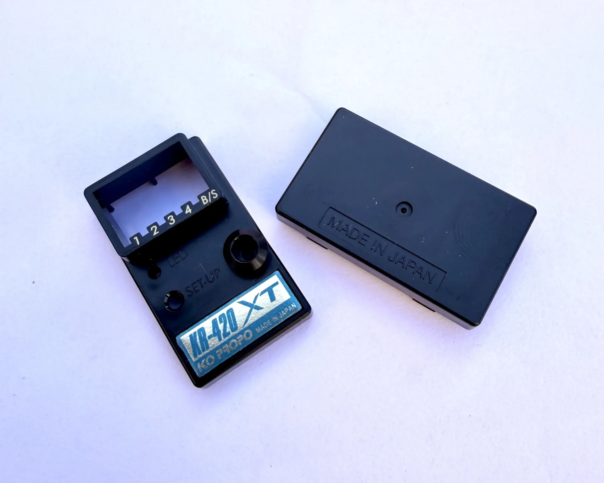 KO Propo Caja de Receptor tipo KR-242XT