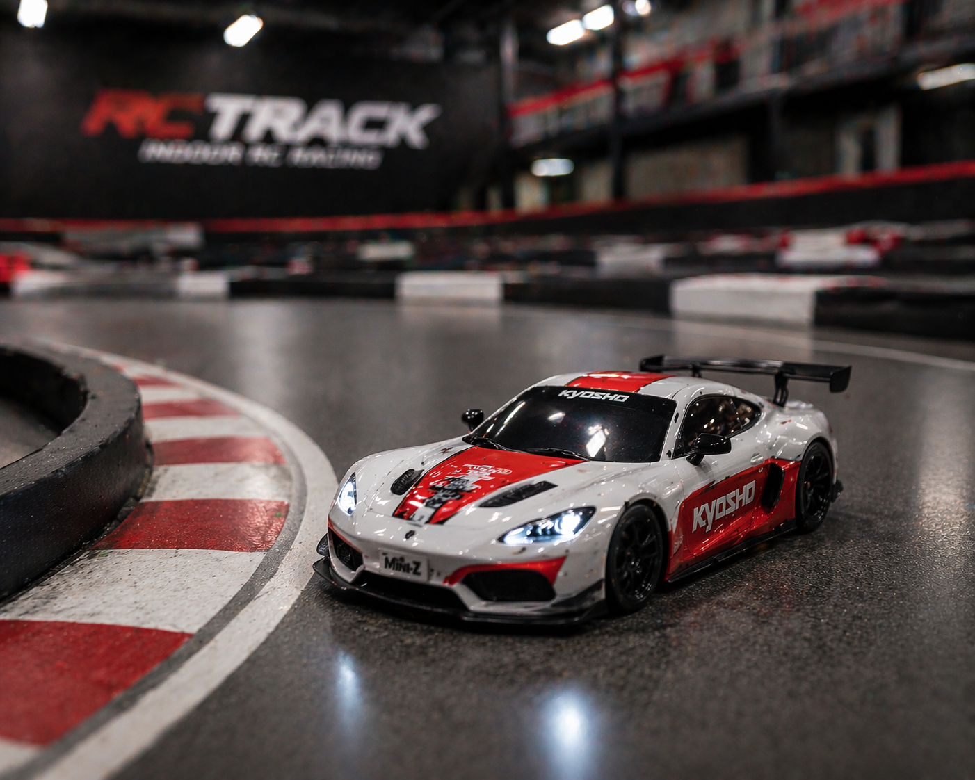 Vive la emoción del radiocontrol en formato puro con nuestra categoría de Kyosho